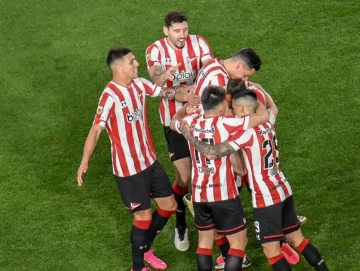 Estudiantes se aprovechó del mal momento de San Lorenzo y sumó de a tres para subirse a la cima