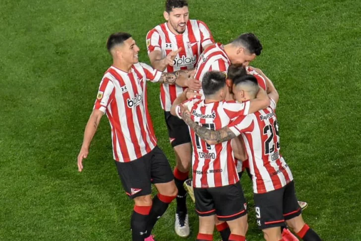 Estudiantes se aprovechó del mal momento de San Lorenzo y sumó de a tres para subirse a la cima