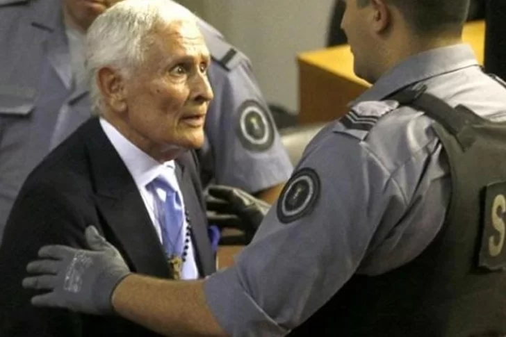 La Justicia benefició con arresto domiciliario al represor Miguel Etchecolatz