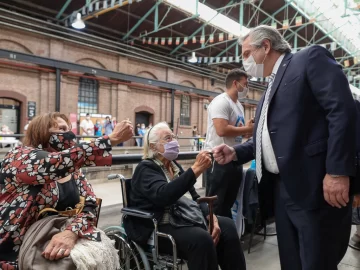 Alberto Fernández avaló la aplicación de una sola dosis de vacunas contra el coronavirus Alberto Fernández avaló la aplicación de una sola dosis de vacunas contra el coronavirus