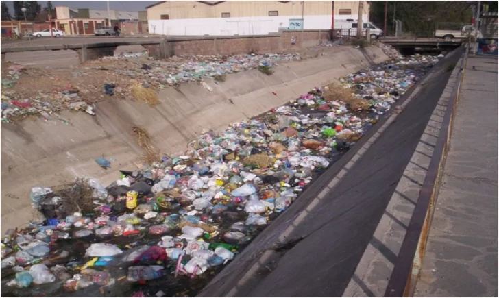 100 puntos claves para conocer de la ley que regula el agua pública 100 puntos claves para conocer de la ley que regula el agua pública