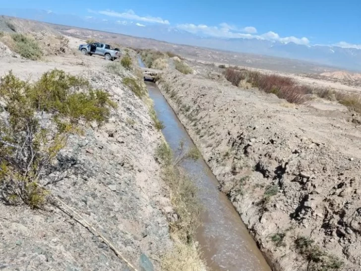 Iglesia a full con la monda de canales
