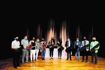 Con el futuro en las manos