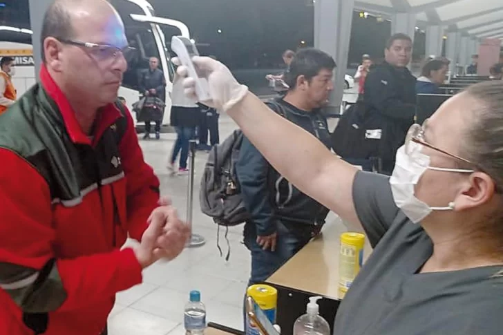 Tres contactos estrechos del minero con Covid-19 dieron negativo y uno está en estudio