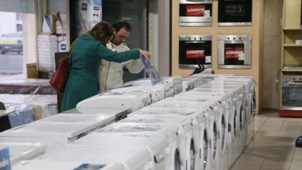 El gobierno relanza el programa “Ahora 30” para incentivar el consumo comprando en cuotas El gobierno relanza el programa “Ahora 30” para incentivar el consumo comprando en cuotas
