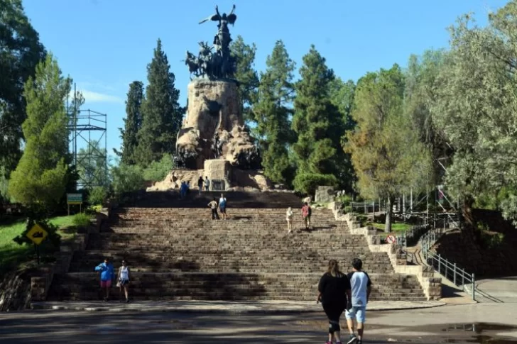En Mendoza proponen que beneficiarios de planes sociales limpien el parque provincial