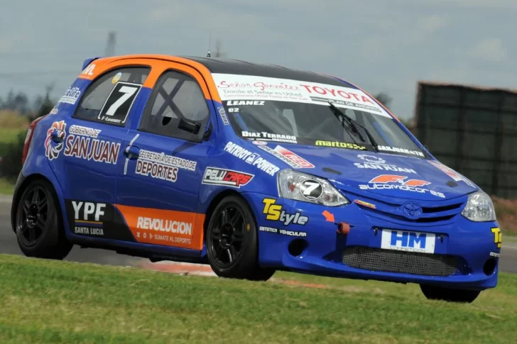 Los Leánez remontaron en sus series y largan en la final entre los mejores 15