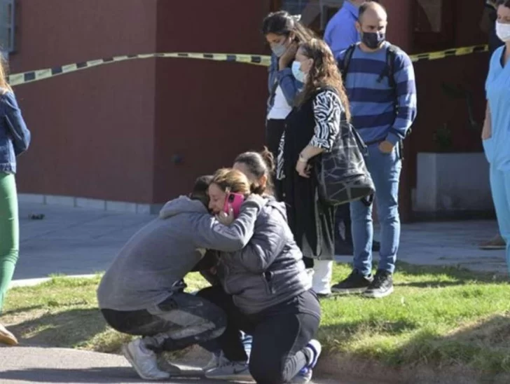 La Pampa: un militar mató a su pareja con un fusil Fal y se suicidó La Pampa: un militar mató a su pareja con un fusil Fal y se suicidó