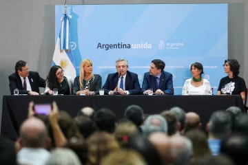 Fernández ultimó detalles de la nueva fase de la cuarentena con algunos gobernadores