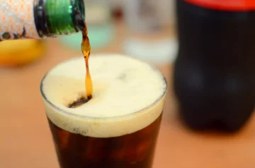 Pidió un fernet y se lo sirvieron en un envase poco usual Pidió un fernet y se lo sirvieron en un envase poco usual