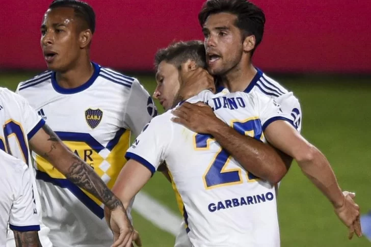 Con Emmanuel Mas como capitán, Boca le ganó sobre el final a Independiente