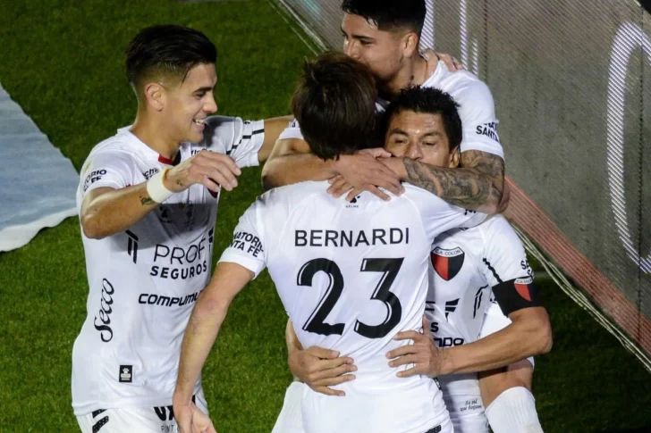 Batacazo de Colón que derrotó a Independiente y jugará la final con Racing en San Juan