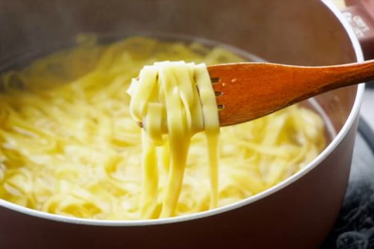 Cocina: cómo evitar que los fideos se peguen en la olla