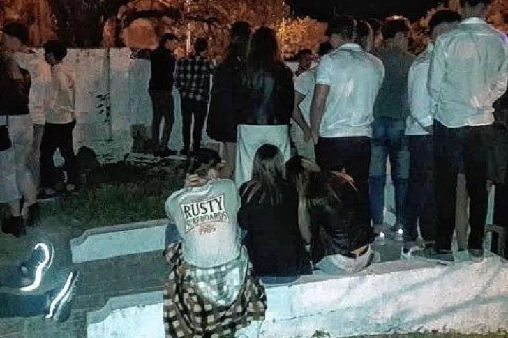 Unas 500 personas, entre las que había menores, sorprendidas en una fiesta clandestina