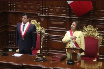 Dina Boluarte, abogada de izquierda y perfil bajo, es la primera presidenta de Perú Dina Boluarte, abogada de izquierda y perfil bajo, es la primera presidenta de Perú