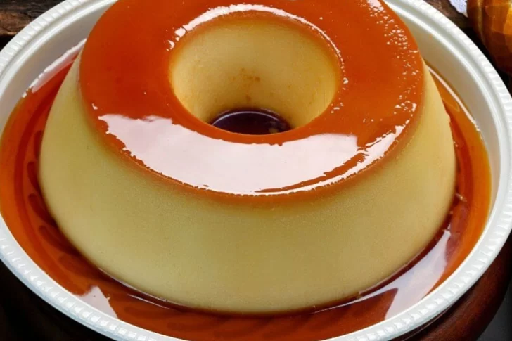 Cómo hacer un flan sin horno y con tres ingredientes