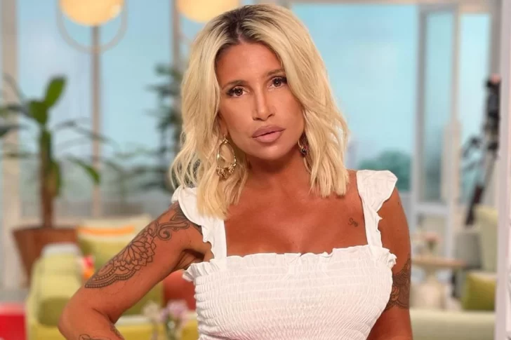 Florencia Peña tomó sol en hilo dental y abrió el debate: “¿Cu… 80’s o Cu… 90’s?”