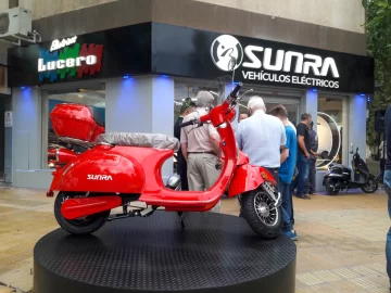 Inauguración de la primera concesionaria de vehículos eléctricos en San Juan Inauguración de la primera concesionaria de vehículos eléctricos en San Juan