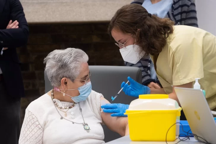 Coronavirus en Argentina: confirmaron 100 muertes y 12.664 contagios Coronavirus en Argentina: confirmaron 100 muertes y 12.664 contagios