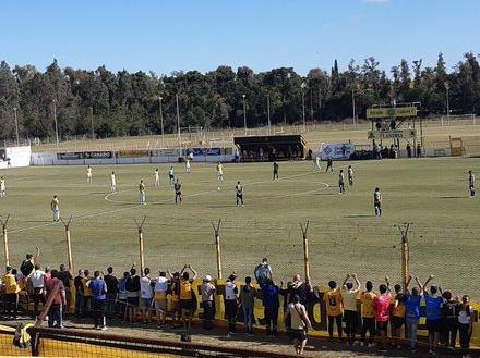 San Martín sufrió una dura goleada frente a Flandria: perdió 4 a 0