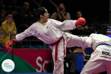 La karateca Jenifer Bolado obtuvo la medalla de plata en Rosario 2022 La karateca Jenifer Bolado obtuvo la medalla de plata en Rosario 2022