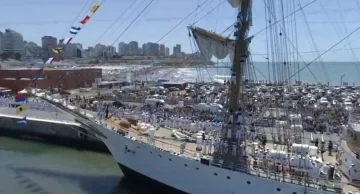 Después de 5 meses de navegación, la Fragata Libertad amarró en Mar del Plata