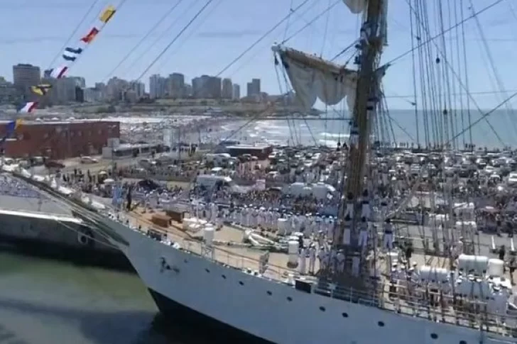 Después de 5 meses de navegación, la Fragata Libertad amarró en Mar del Plata