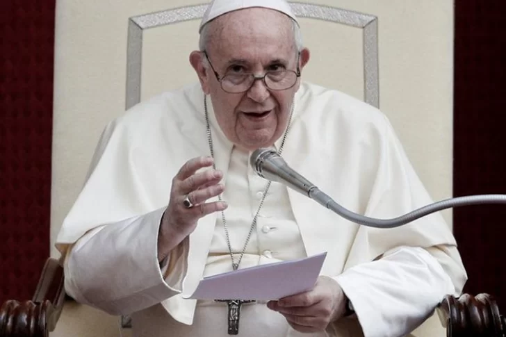 Francisco denunció una “casta pecadora” en la Curia y adelantó nuevos cambios