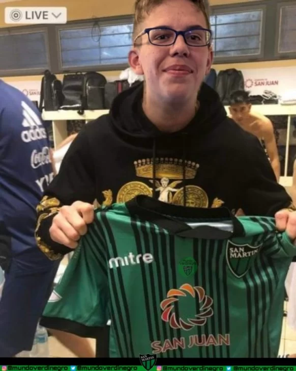 Hinchas verdinegros invitaron a Torres Erwerle al Hilario y el “Talismán” respondió Hinchas verdinegros invitaron a Torres Erwerle al Hilario y el “Talismán” respondió