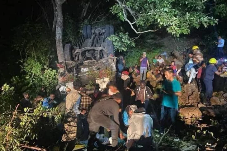 Al menos 16 muertos y 47 heridos por un siniestro vial en Nicaragua