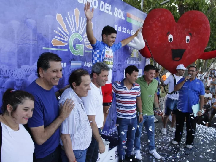 Nicolás Naranjo, ganador del Giro del Sol por tercera vez consecutiva Nicolás Naranjo, ganador del Giro del Sol por tercera vez consecutiva