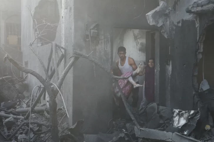 Israel sitúa a 300.000 soldados en la frontera con Gaza mientras recrudecen los bombardeos