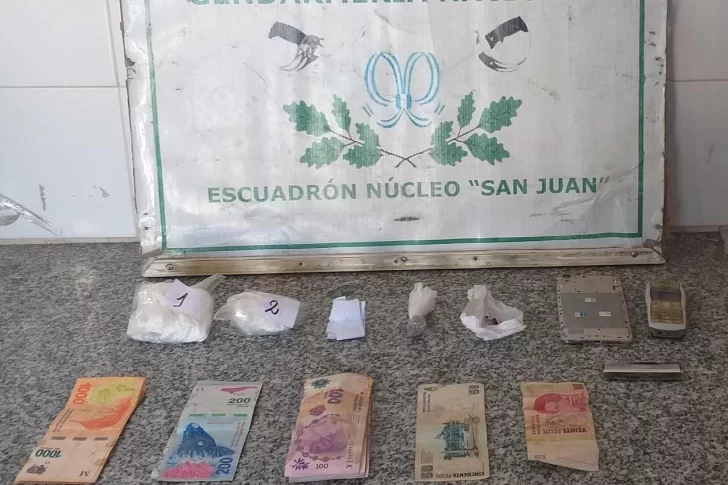Falló el truco de la axila: detienen en San Carlos a mendocina que escondía cocaína