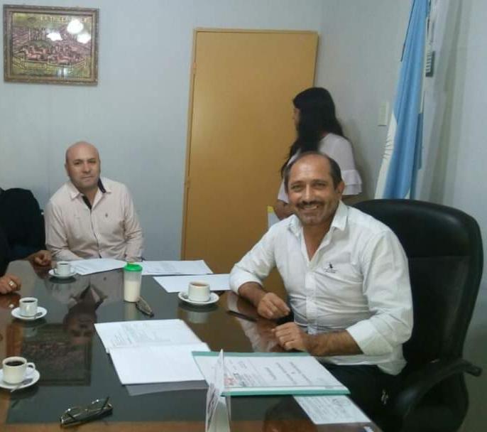 Detienen por error a exfuncionario de Julián Gil y lo liberan a los tres días