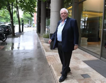 Ginés González García cree que la curva bajará “en dos o tres días” Ginés González García cree que la curva bajará “en dos o tres días”