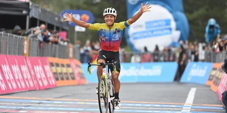 El ecuatoriano Caicedo impuso su jerarquía en el ascenso al Etna El ecuatoriano Caicedo impuso su jerarquía en el ascenso al Etna