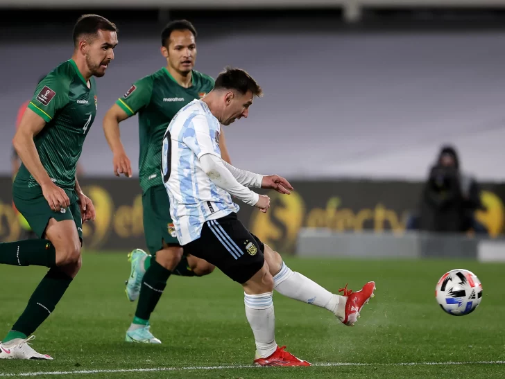 [Videos] Los golazos del astro argentino que lo llevaron a conseguir un nuevo récord