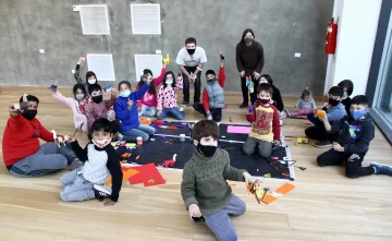 Manos creativas en acción Manos creativas en acción