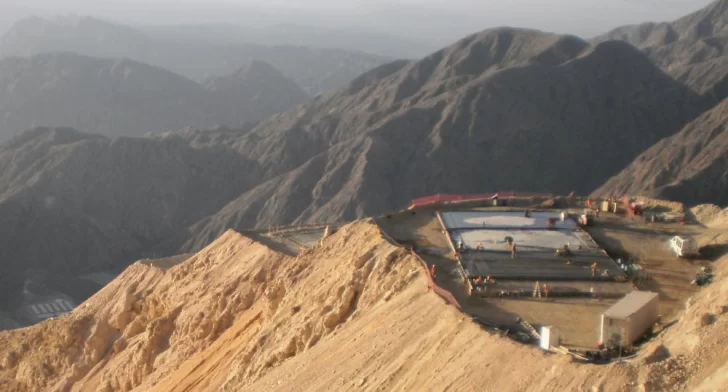 Gualcamayo echará al 30% de su personal y el municipio pidió que mantengan a los jachalleros Gualcamayo echará al 30% de su personal y el municipio pidió que mantengan a los jachalleros