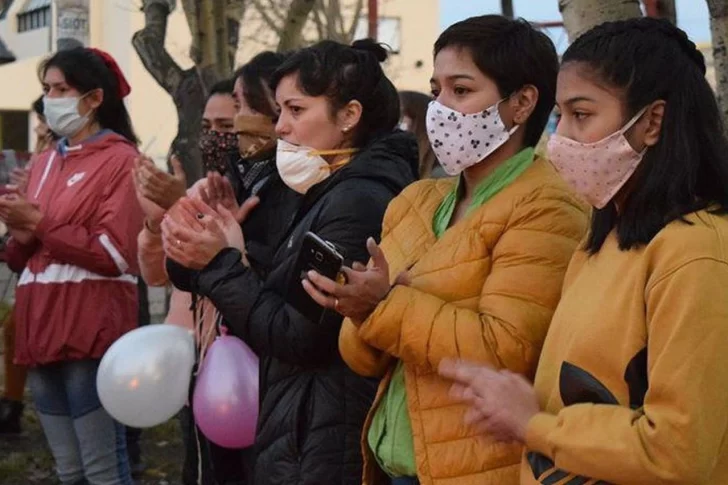 Una mujer denunció que la violaron en el baño de un hospital