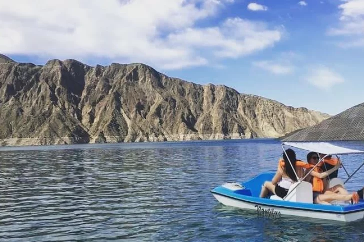 Hidropedales en Punta Negra y Ullum: lo que hay que saber para pasear por los lagos