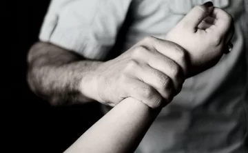 Violó y embarazó a su hija, que en Cámara Gesell no delató a su padre pero un ADN reveló la verdad Violó y embarazó a su hija, que en Cámara Gesell no delató a su padre pero un ADN reveló la verdad