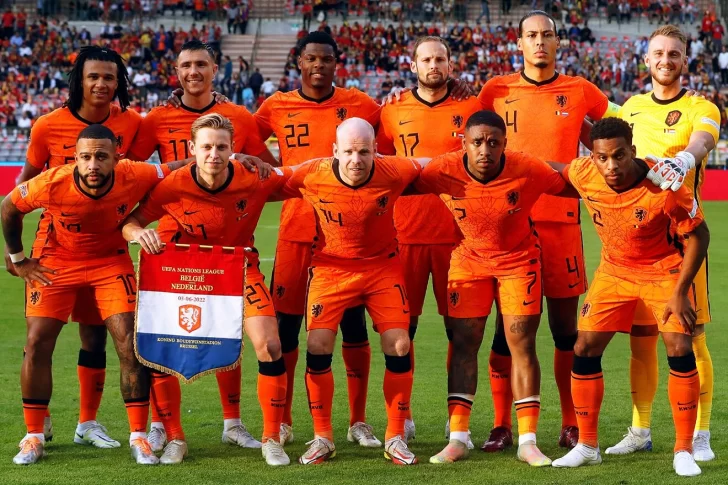 Países Bajos goleó a Macedonia para un cierre perfecto en su grupo