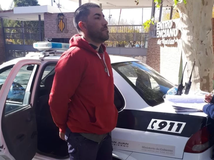 En un ataque de ira le atravesó la pierna a su cuñada con un cuchillo y golpeó a su hermano con un palo En un ataque de ira le atravesó la pierna a su cuñada con un cuchillo y golpeó a su hermano con un palo