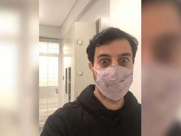 Fue al banco, quedó encerrado en una caja de seguridad y pidió auxilio a través de Twitter