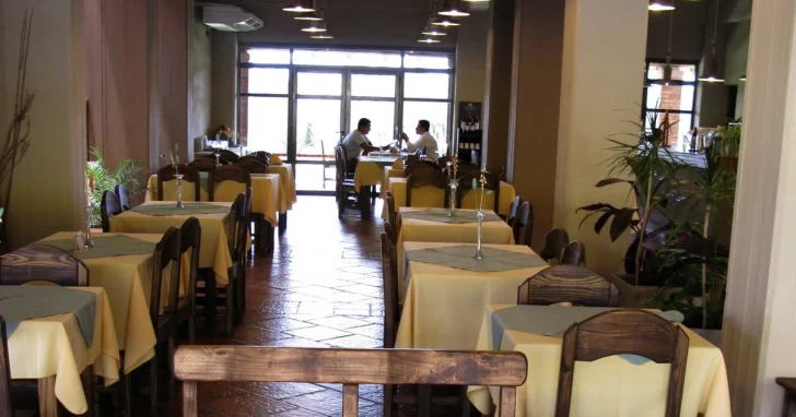 Un chico de 18 años y un menor de 14, atrapados robando en un hotel de Capital Un chico de 18 años y un menor de 14, atrapados robando en un hotel de Capital