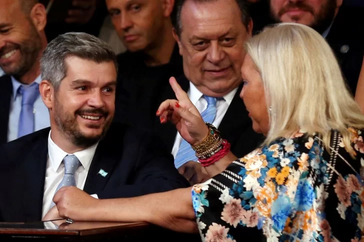 Encuentro clave entre Elisa Carrió y Marcos Peña para fortalecer a Cambiemos