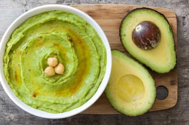 Hummus de palta, un aperitivo nutritivo y delicioso