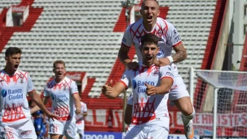Huracán se quedó con el duelo ante Gimnasia Huracán se quedó con el duelo ante Gimnasia
