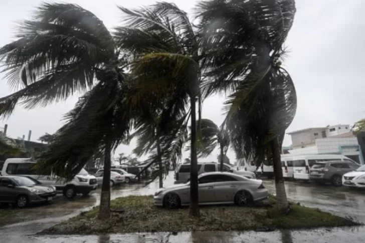 Miles de personas abandonaron sus viviendas en Luisiana por el huracán Delta